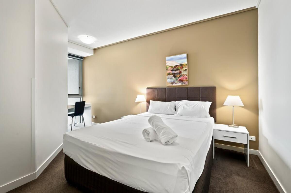 City Living - Brisbane River-View 2 Bedroom Apt エクステリア 写真