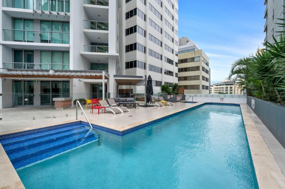 City Living - Brisbane River-View 2 Bedroom Apt エクステリア 写真